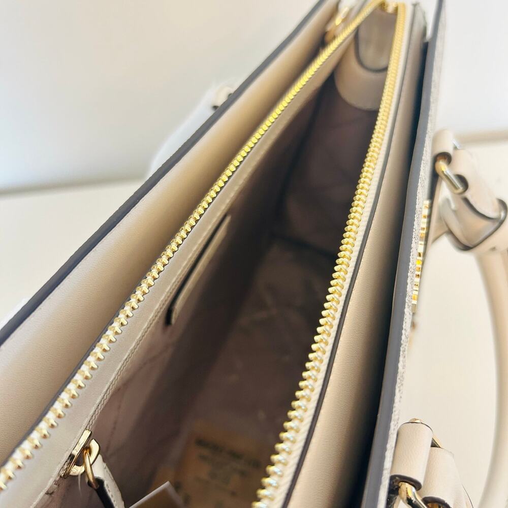Michael kors purse Sheila Medium Satchel LT Cream - Picture 6 of 9